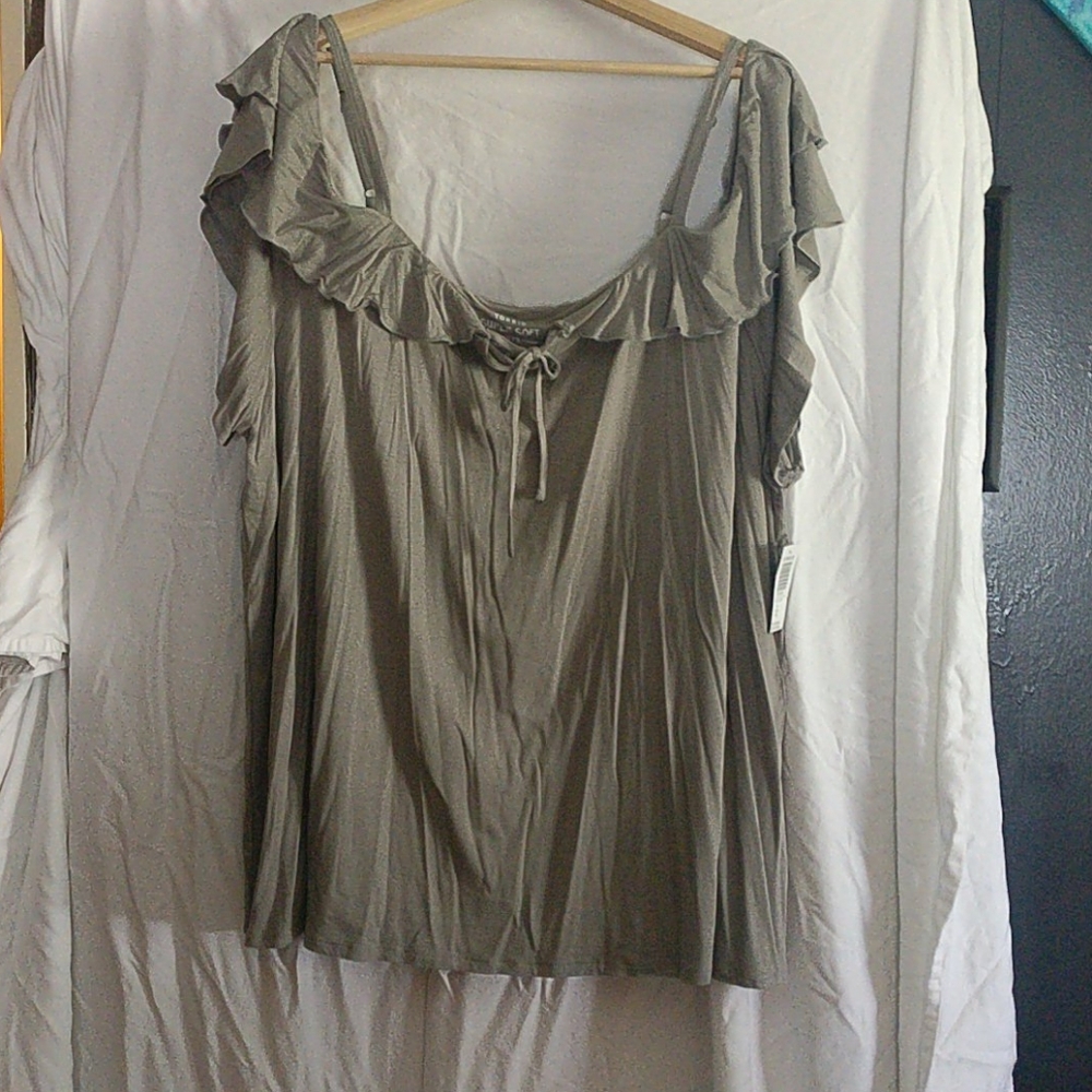 Woman's torrid top